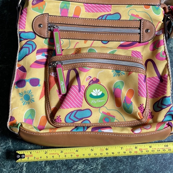 Lily Bloom Summer Fun yellow crossbody bag - Picture 8 of 10